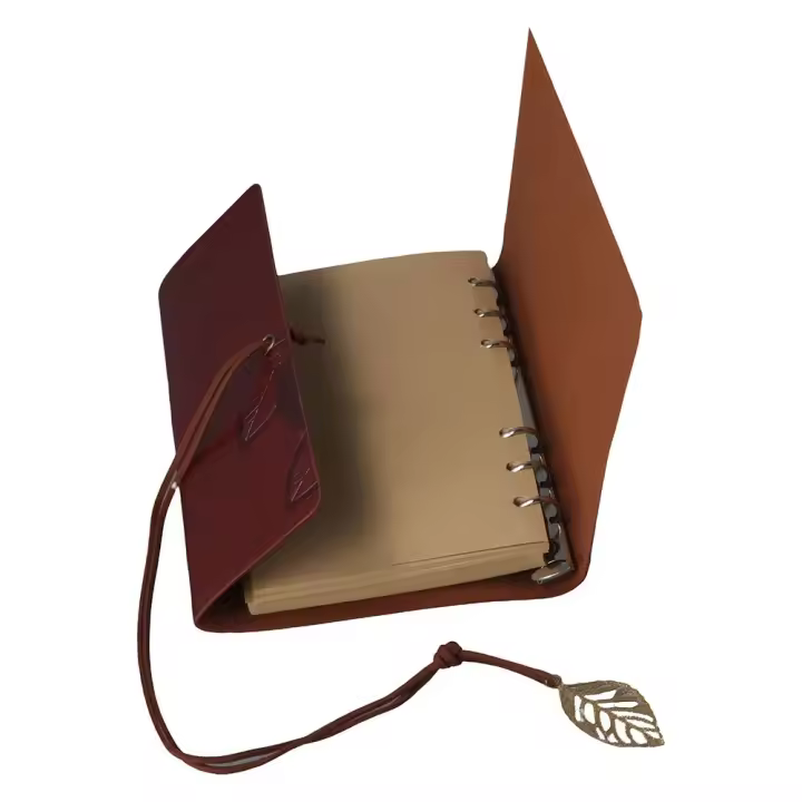 Cuaderno De Diario Lindo Con Embossado De Hojas Y Colgantes Retro Cubierta De Cuero Sintético PU Libro De Bocetos Y Notas - 1