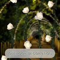 Luz De Rosas Blancas Con Hojas Verdes Y Vine De 10 LEDs 1.5M Luces Decorativas Para Jardín Y Casa Operadas Por Batería - details 6