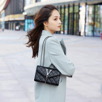 Bolso De Hombro De Lujo Negro Para Mujer De Cuero PU Con Trenzado Y Borla Bolso Bandolera Con Patrón Cuadrado Bolsa De Mano Con Cierre De Hasp - details 12