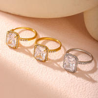 Encanto Anillo cuadrado de circón blanco para mujer, anillo de dedo de promesa de pareja chapado en oro de acero inoxidable de alta calidad, accesorios de boda de lujo, no se decolora, anillo de dedo índice de lujo ligero a la moda de acero de titanio - details 10