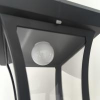 LILI HOME 🌟 Farola Solar de Jardín – Elegancia, ahorro energético y decoración en un solo producto Modelo de 100 cm y 146 cm. Cabezal de lámpara: 20 cm x 20 cm – Farol elegante con forma cuadrada, perfecto para una estética clásica de jardín. - details 3