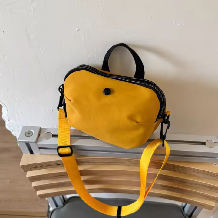 Bolso Bandolera Para Mujer De Lona Nueva Moda Verano 2025 Gran Capacidad Casual Bolso De Mano Diseñador Bolsillo Interior - 1