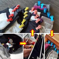 40 pinzas para calcetines con gran fuerza de sujeción, antideslizantes, prácticas para colgar en el armario, suministros para el hogar - details 0