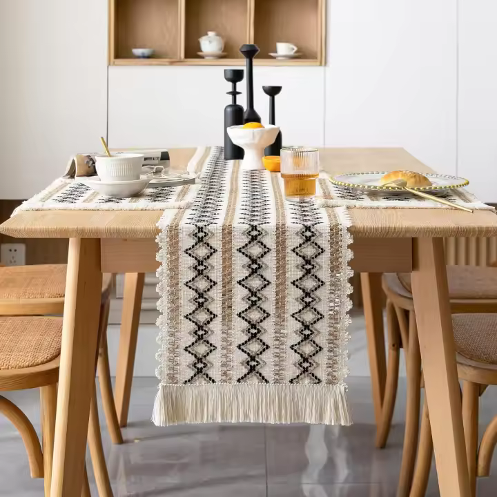 Camino de mesa bohemio de 30 x 180 cm con borlas, tejido hecho a mano, decorativo para cocina, mesa de comedor, restaurante, hotel, boda - 1