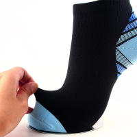 GOMOREON Calcetines De Compresión Para Tobillo 1 Par Unisex Calcetines De Correr Con Soporte De Tobillo Material 60% Poliéster 40% Spandex - details 3