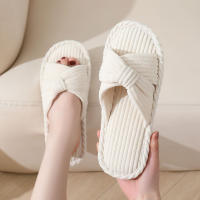Zapatillas de felpa cruzadas para mujer - Nuevo modelo invierno/otoño, cálidas y cómodas para uso en casa - details 0
