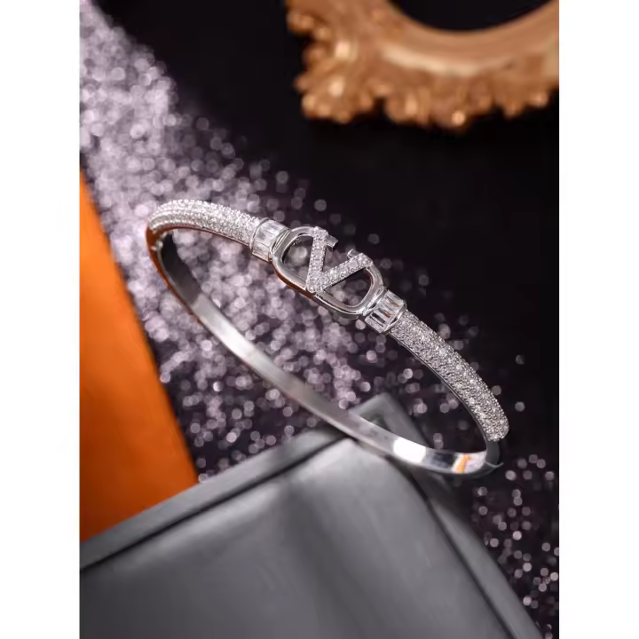 Pulsera con letras, sentido avanzado para niñas, pulsera de moda de varios estilos, nueva pulsera de lujo ligera personalizada - 1