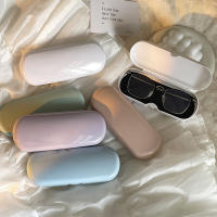 Estuche Portátil Para Gafas De Sol Y Miopía En Color Crema Caja De Almacenamiento De Ópticas Para Viajes Estilo Simple Unisex - details 0