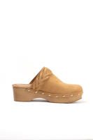 Paloma Wang Sandalias zueco mujer con tacón bajo y plataforma con detalle de tachas - details 16