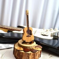 Caja de púas de guitarra acústica de madera popular con soporte caja de púas de guitarra personalizada - details 1