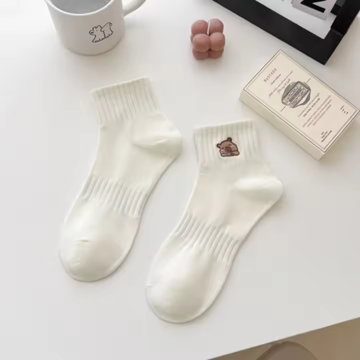 Calcetines De Algodón Elásticos De Verano Con Patrón De Capybara Blancos Y Suaves Para Estudiantes Calcetines Casuales De Media Pantorrilla - 1