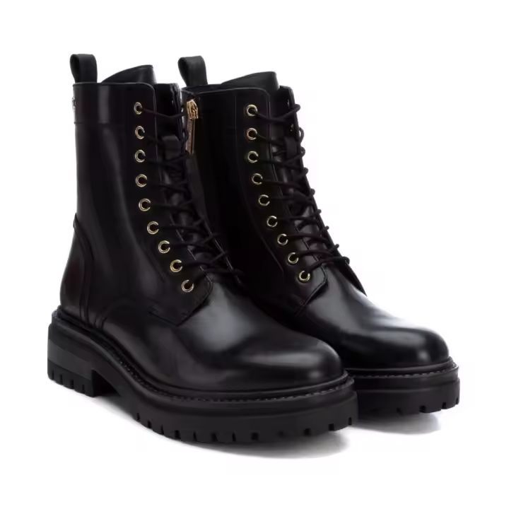 Shoes Botin marca Carmela para mujer en color negro - 1