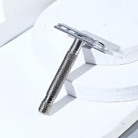 Afeitadora De Seguridad De Acero Inoxidable Para Hombres Barbería Afeitarse Barba Doble Corte Manual Barbeador - details 2