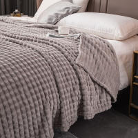 Manta De Punto Elegante Con Cuadros - Cómoda Y Cálida Todo El Año, Faux Peluche De Conejo Hipoalergénico Trae El Confort De Casa - details 1