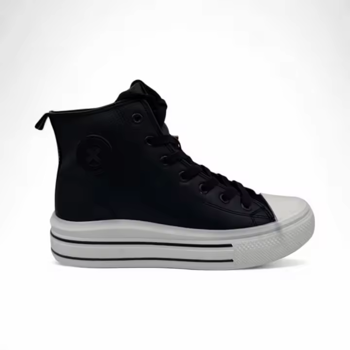 Botas marca Xti para infantil en color negro - 1