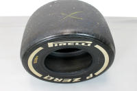 Neumático Oficial FIA  Rueda Fórmula 1 Pirelli P Zero - SpazioLuzio - details 2