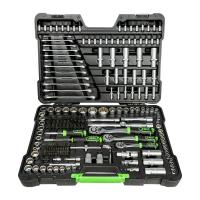 MALETÍN DE HERRAMIENTAS 216 PIEZAS CON VASOS DE 12 CANTOS - CINCADO. Contiene: Herramientas de 1/2", Herramientas de 3/8", 30 cabezales de 8mm,  Herramientas de 1/4", 30 cabezales para el mango destornillador, 44 cabezales de 6mm JBM - details 0