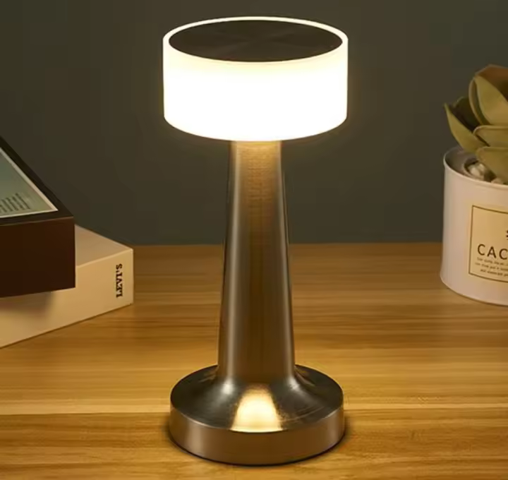 Lámpara De Mesa Retro LED Recargable Luz Nocturna Decorativa Para Dormitorio Sala De Estar Café Iluminación De Camping - 1