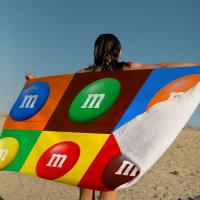 Toalla De Playa Y Baño Anime M&M Snacks Para Niños Absorbente Y Suave Para Viajes Camping Gimnasio Tamaño 30x30 Cm 30x60 Cm 76x182 Cm 50x100 Cm - details 1