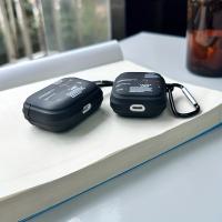 Funda Estilizada Para Airpods Negra Y Transparente Compatible Con Airpods 4 3 2 Y pro Cubierta Para Hombres Regalo Para Novio - details 1