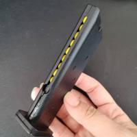 Pistola De Juguete Con Laser G17 Manual Carga De Bala Suave Para Niños Y Adultos Regalo De Cumpleaños Juego De Tiro Al Aire Libre - details 6
