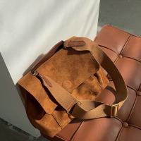 Bolso De Hombro Para Mujer En Cuero Nubuck PU Con Correa Ancha Estilo Vintage Gran Capacidad Bolso Cruzado Diseñador Tote Bag - details 2