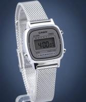Elegante reloj Casio LA670WEM-7 con correa de malla de acero: retro y sofisticado - details 1