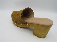ZUECO CALADO MADERA, ANDARES ANDA.M30, materiales de piel, plataforma de 2.5cm, tacón cuadrado de 6,5cm - details 1