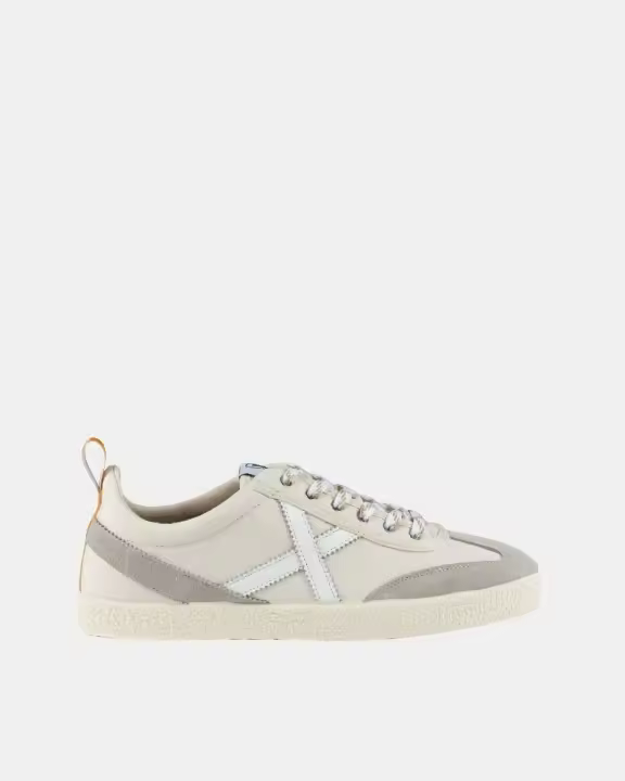 Zapatilla Munich Volata 89 en Beige para Mujer - 1