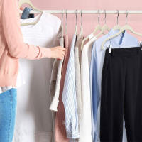 Aicasa - Percha Terciopelo beige con Pinzas，con Clips Ajustables Antideslizantes y Resistentes，Perchas para Ropa，Chaquetas, Abrigos, Vestidos, Pantalones o Blusas - details 3