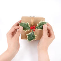 10pcs Berries De Holle Artificiales Con Hojas Para Decoración De Navidad Artesanías De Wreath Para Casa Adornos De Árbol De Navidad Regalo De Año Nuevo - details 9