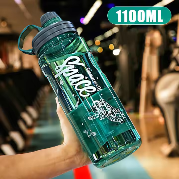 Botella Deportiva De Agua Con Filtro Grande 2L 3L Capacidad Eco-amigable Plástico BPA Libre Portátil Para Fitness - 1
