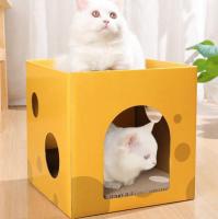 Casa rascador amarillo de cartón (30x30x30 cm) con agujeros para que tu gato se divierta. Casa de cartónIdeal para rascar, explorar y descansar. Su diseño compacto y funcional ofrece entretenimiento y confort a tu mascota, manteniéndola activa  2628 - details 0