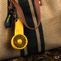 Miniventilador portátil recargable con carga USB, ventilador de mano con batería integrada de 500mAh, potencia de 3 velocidades para exteriores, oficina, deportes, viajes - details 1