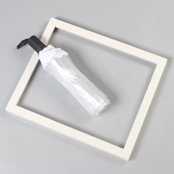 Paraguas plegable a prueba de viento para hombres y mujeres, apertura y cierre automático, compacto y resistente, paraguas plegable transparente, paraguas transparente de tres pliegues totalmente automático - 1
