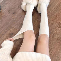 Calcetines De Invierno Estampados Verticalmente De Leche Y Blanco Para Mujer Calcetines Altos De Piel Japonesa Diseño Puro Y Deseo - details 2