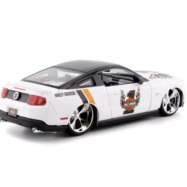 MAISTO HARLEY DAVIDSON 1:24 - 2011 FORD MUSTANG GT - 1