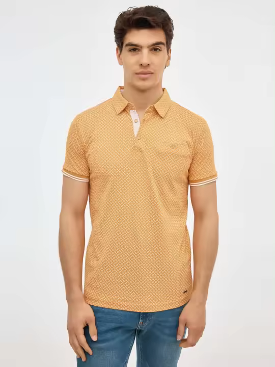 Polo regular de manga corta y cuello clásico con botones y estampado geométrico INSIDE - 1