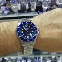 reloj de buceo hombre Casio MTD-1053D-2A dial azul correa acero 200m water resist - details 4