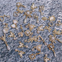 50Pc Aleatorios Lujo Artículos De Uñas Dangle Joyería (Corazón Lazo) Estilo Mixto 3D Charms Tassel Diseño De Aleación Adornos Para Uñas - details 2