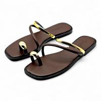 Calzados soraia, Sandalias Planas de Mujer con anillo dorado y Detalles Metálicos, Estilo Minimalista con Tira Dedo, Diseño Elegante para Verano, Perfectas para Playa, Paseos o Eventos Casuales ✅ Entrega 24/72h a España (península) Playa Metal Playa Playa - details 4