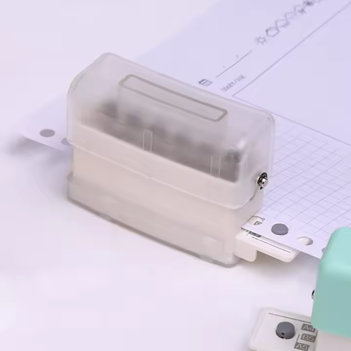 Pegatina De Papel Portátil Con 6 Agujeros Punzador Mini De 5.5mm Versátil Para Scrapbooking Y DIY Ideal Para Estudiantes Y Uso En La Oficina - 1