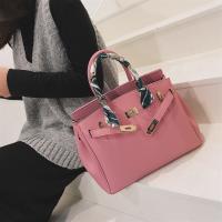 Bolso de mano con estampado de Lichi, Bandolera Diagonal de Platinum, 2024 - details 9