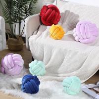 Cojín Decorativo En Forma De Bola Grande Aesthetic Cute Para Navidad Rojo Gris Cojín De Silla American Style Fibra De Poliéster No Removible Y Lavable - details 12