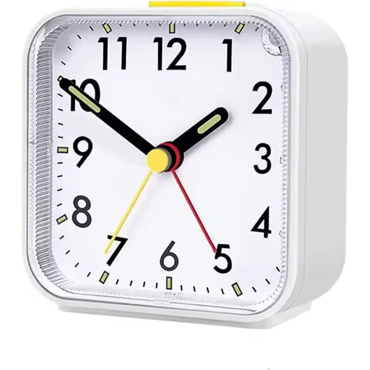 Despertador analógico sin tictac con luz y función de repetición y botón superior, alarma fuerte, despertador silencioso, funciona con pilas, despertador para niños, despertador portátil, estilo sencillo, color negro - 1