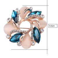 Broche De Moda Para Mujer Bauhinia Con Cristal Y Flores Opal Accesorio Para Bufandas Y Ropa Tipo De Broche De Pin - details 5