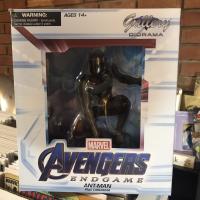 Figura Estatua PVC Marvel Gallery de Diamond Select Toys Ant Man Endgame Traje Quantum Realm 15cm - details 1
