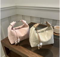Yankee Bolso hembras 2025 Primavera y Verano Nuevo Senior Textura Pequeño fresco hombre crossbody Bolsa OCIO Bolso de las mujeres - details 0