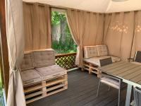 Cojin de respaldo para palet 60x40x20 cms de color beige - details 0