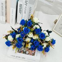 Bouquet De Rosas Artificiales Con Hojas De Eucalipto 12 Cabezas Rojo Para Decoración De Bodas Fiestas Y Hogar Imitación Realista De Flores Para Exterior Y Interior - details 14